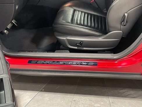 Used 2010 Dodge Challenger R/T RWD image 67