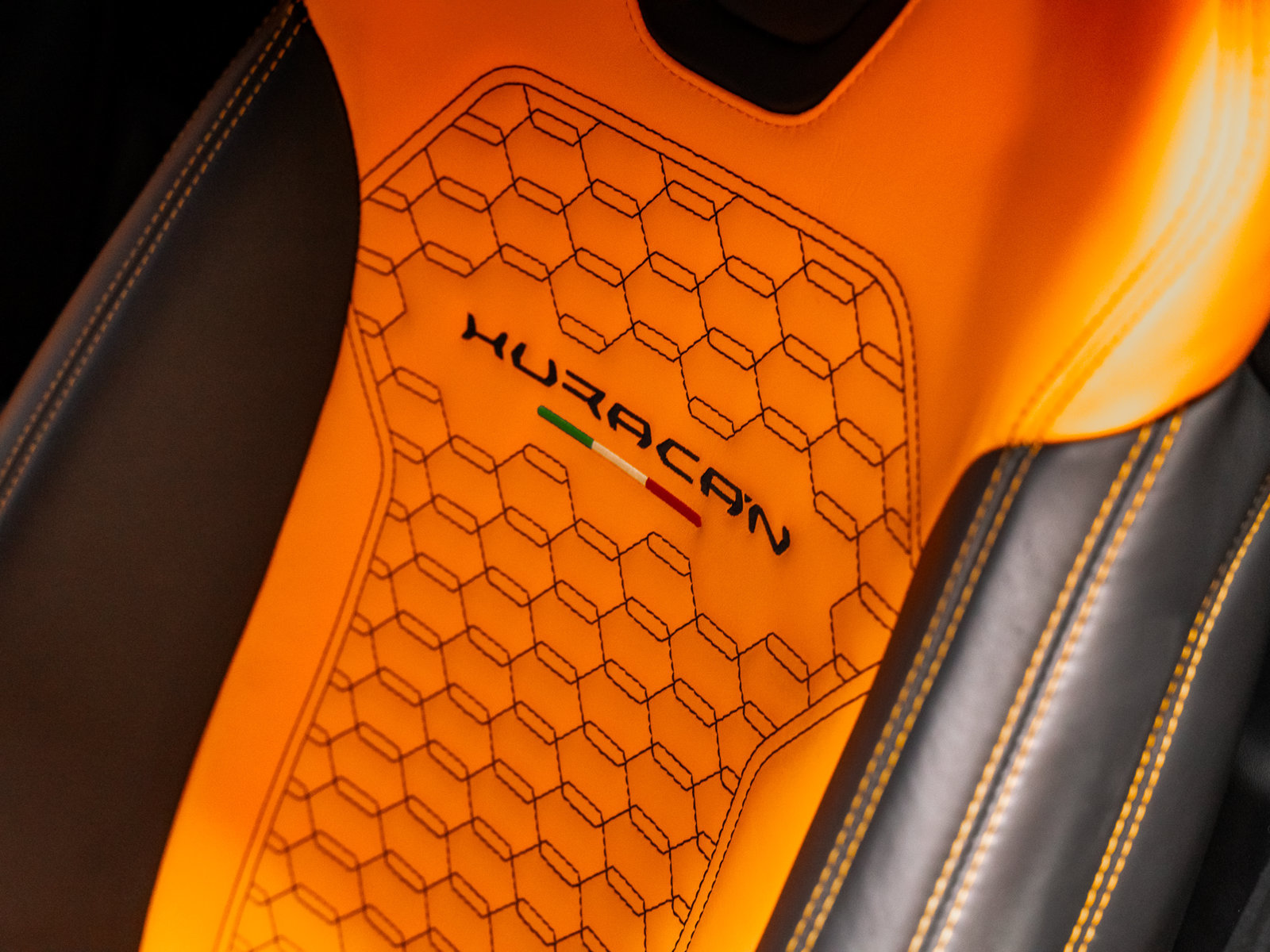 Used 2018 Lamborghini Huracan LP 580-2 RWD image 63