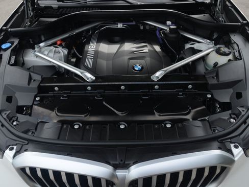 Used 2026 BMW X5 xDrive40i w/ Premium Package AWD/4WD image 26