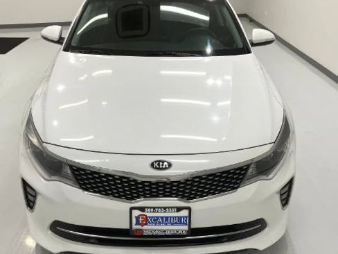 Used 2018 Kia Optima S w/ Panoramic Sunroof Package FWD image 17