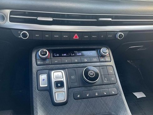 Used 2024 Hyundai Palisade Limited image 31