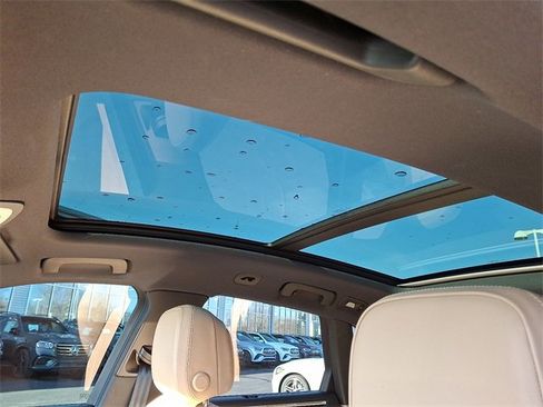 Used 2022 Porsche Macan S image 15