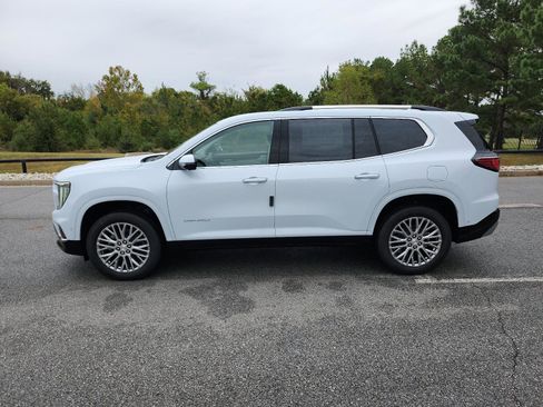 New 2026 GMC Acadia Denali w/ Super Cruise Package image 2
