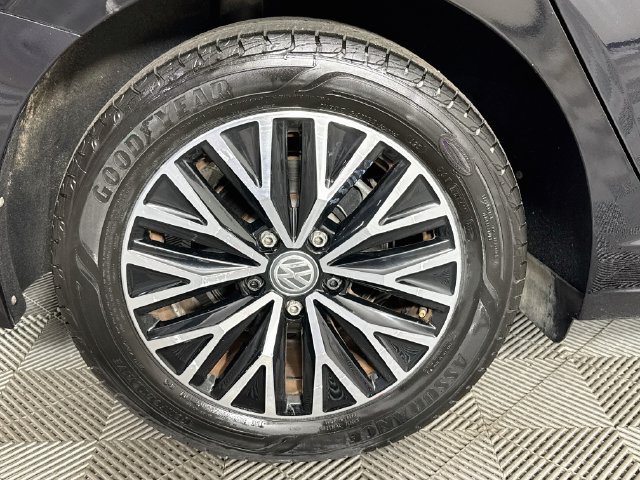 Used 2020 Volkswagen Jetta R-Line FWD image 30
