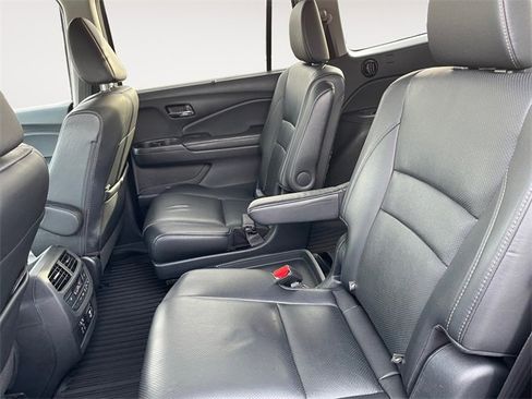 Used 2020 Honda Pilot Elite image 13