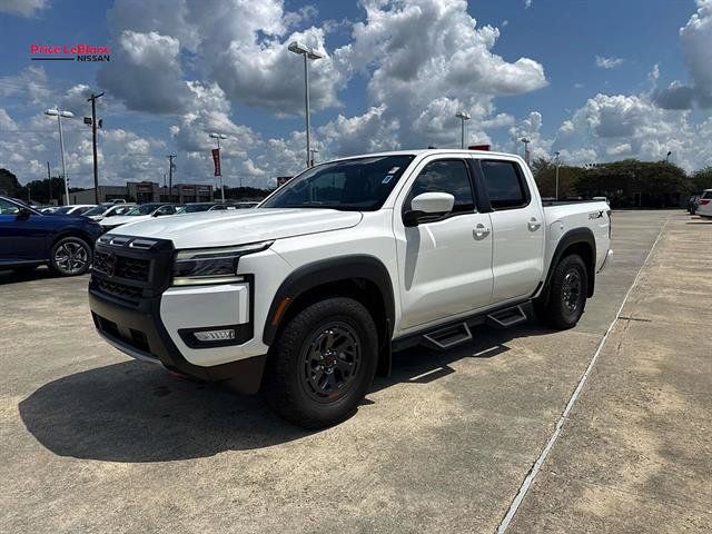 Certified 2025 Nissan Frontier Pro-X w/ Pro Convenience Package RWD image 3