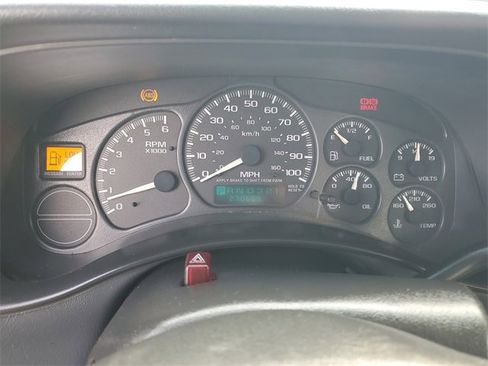 Used 2002 GMC Sierra 1500 2WD Regular Cab image 22