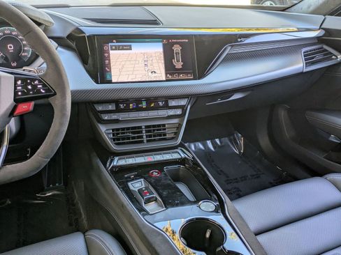 New 2026 Audi RS e-tron GT performance image 6