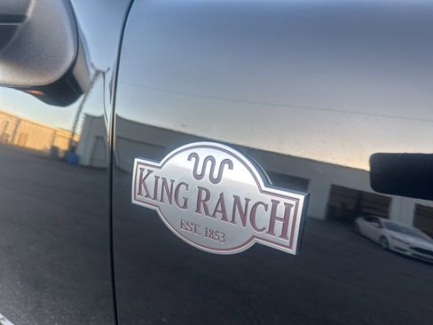 Used 2017 Ford Expedition EL King Ranch image 2