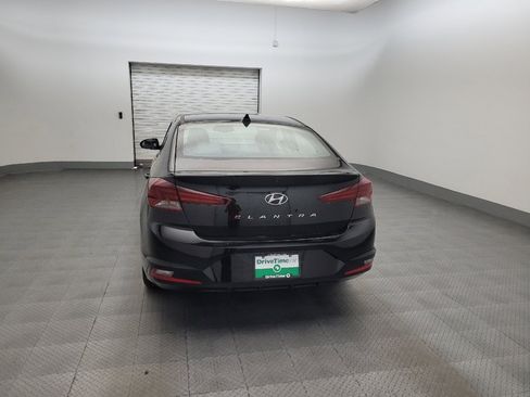 Used 2020 Hyundai Elantra Value Edition w/ Cargo Package (C1) FWD image 6