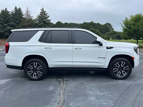 Used 2022 GMC Yukon AT4 AWD/4WD image 24