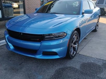 Used 2019 Dodge Charger SXT