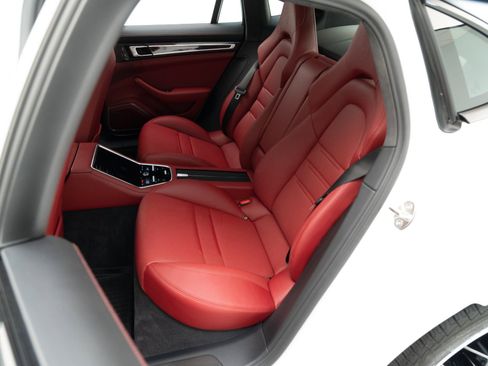 Certified 2023 Porsche Panamera GTS image 30