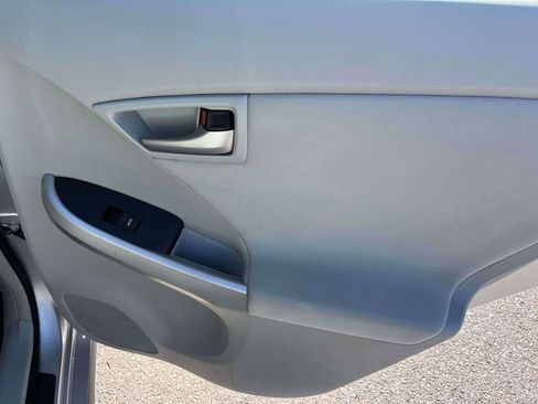 Used 2012 Toyota Prius Two FWD image 10