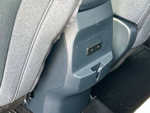 Used 2025 Ford Maverick XLT image 19