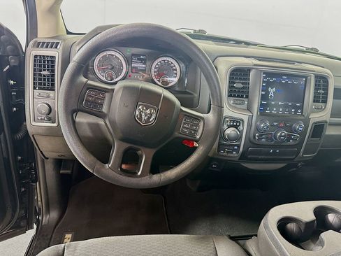 Used 2019 RAM 1500 Express w/ Wheel & Sound Group AWD/4WD image 19