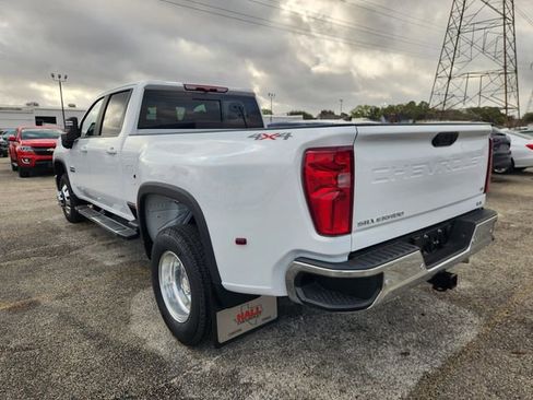 Used 2026 Chevrolet Silverado 3500 LT w/ Texas Edition image 4