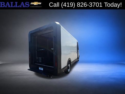 Used 2024 Chevrolet Brightdrop 600 AWD/4WD image 8