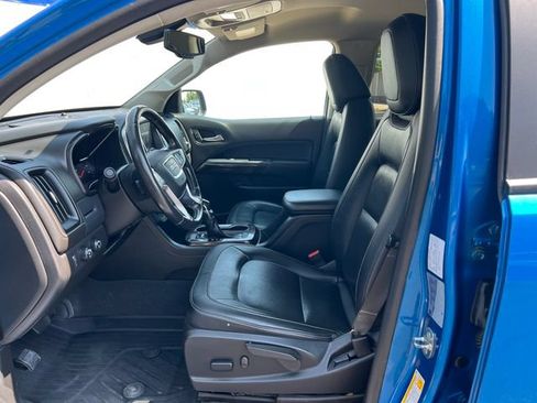 Used 2022 GMC Canyon Elevation w/ Elevation Premium Package AWD/4WD image 4