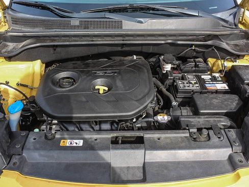 Used 2016 Kia Soul + image 28