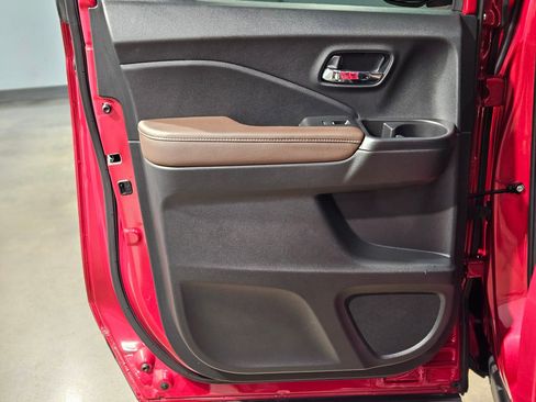 Used 2025 Honda Ridgeline RTL image 33