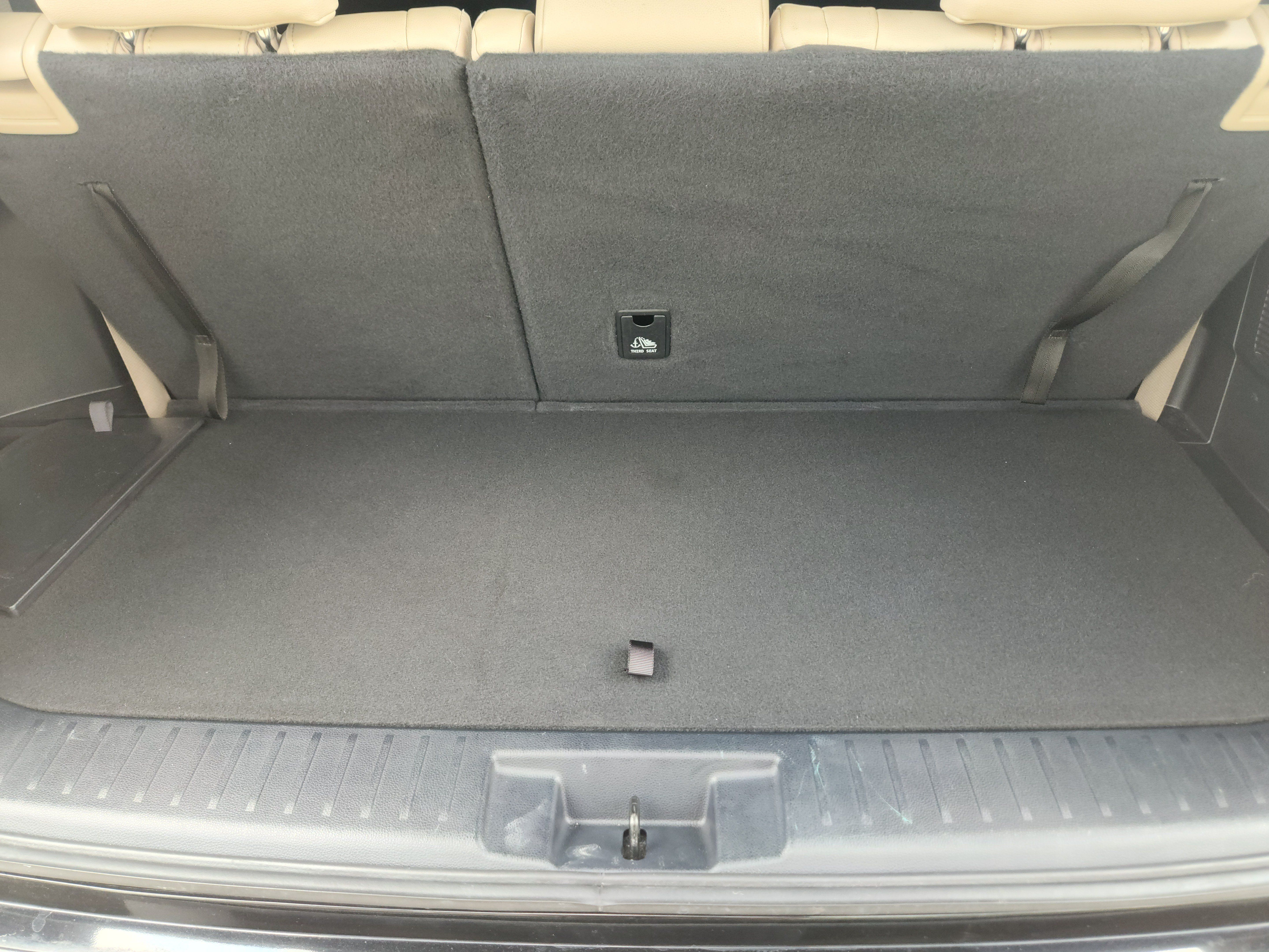 Used 2022 Toyota Highlander XLE FWD image 24