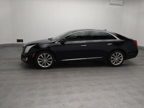 Used 2017 Cadillac XTS Luxury image 2