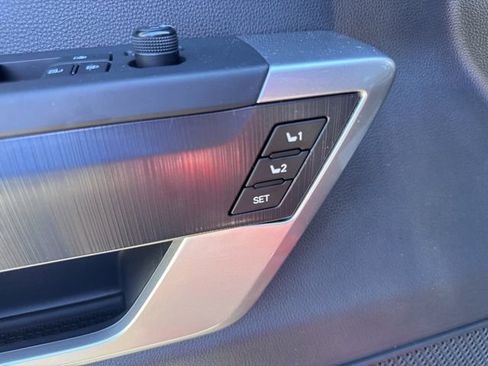 Used 2024 Toyota Sequoia Platinum image 35