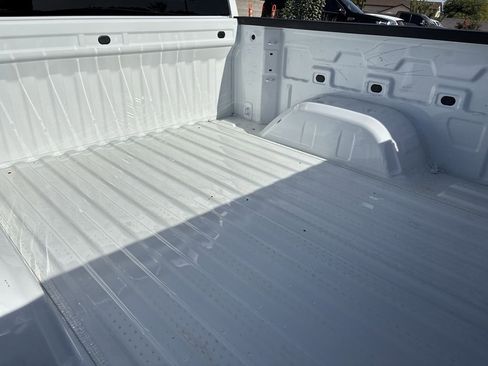 Used 2025 GMC Sierra 1500 Elevation image 26