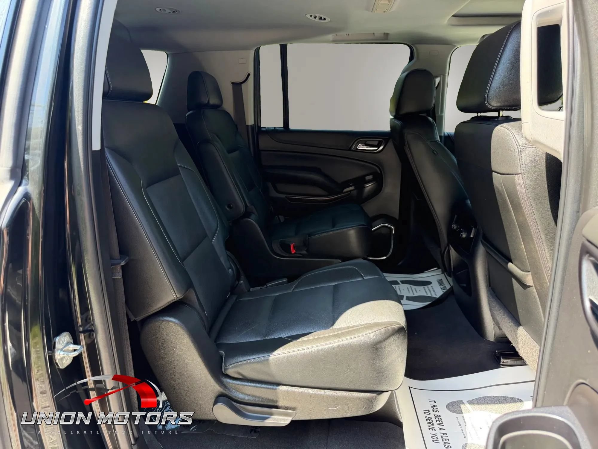 Used 2020 GMC Yukon XL SLT AWD/4WD image 25
