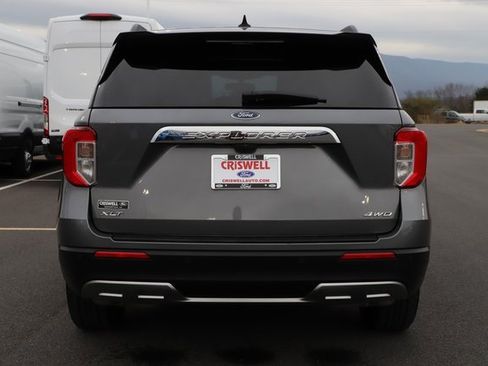Used 2023 Ford Explorer XLT w/ Equipment Group 202A image 5