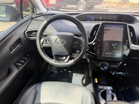 Used 2020 Toyota Prius Prime XLE image 14