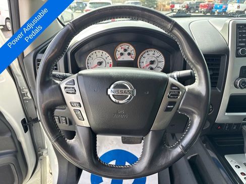 Used 2015 Nissan Titan PRO-4X w/ Pro-4x Luxury Package image 16