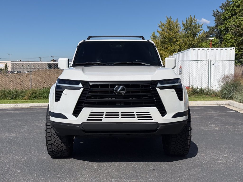 Used 2024 Lexus GX 550 w/ Cold Area Package AWD/4WD image 5