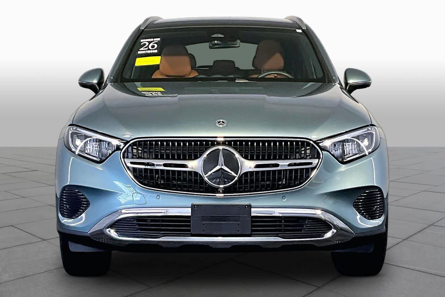 Used 2026 Mercedes-Benz GLC 300 4MATIC image 4