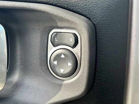 Used 2020 Jeep Wrangler Unlimited Sport S image 22