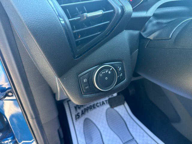 Used 2019 Ford Escape Titanium FWD image 8