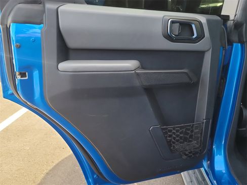 Certified 2022 Ford Bronco Big Bend w/ Sasquatch Package image 8