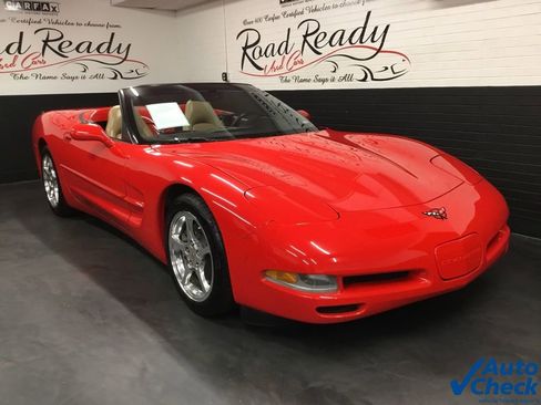 Used 1999 Chevrolet Corvette Convertible image 3