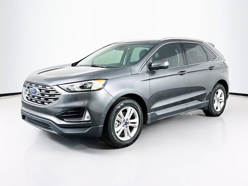 Used 2019 Ford Edge SEL image 3