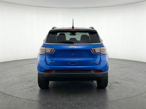 Used 2025 Jeep Compass Limited AWD/4WD image 7
