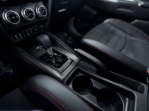 Used 2024 Mitsubishi Outlander Sport SE image 42