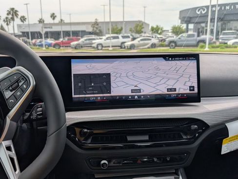 New 2026 BMW 330i Sedan w/ M Sport Package image 10