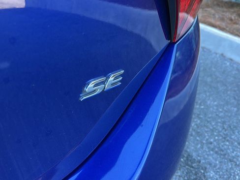 Used 2017 Toyota Corolla LE image 30