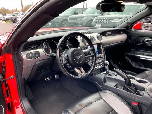 Used 2022 Ford Mustang Premium image 16