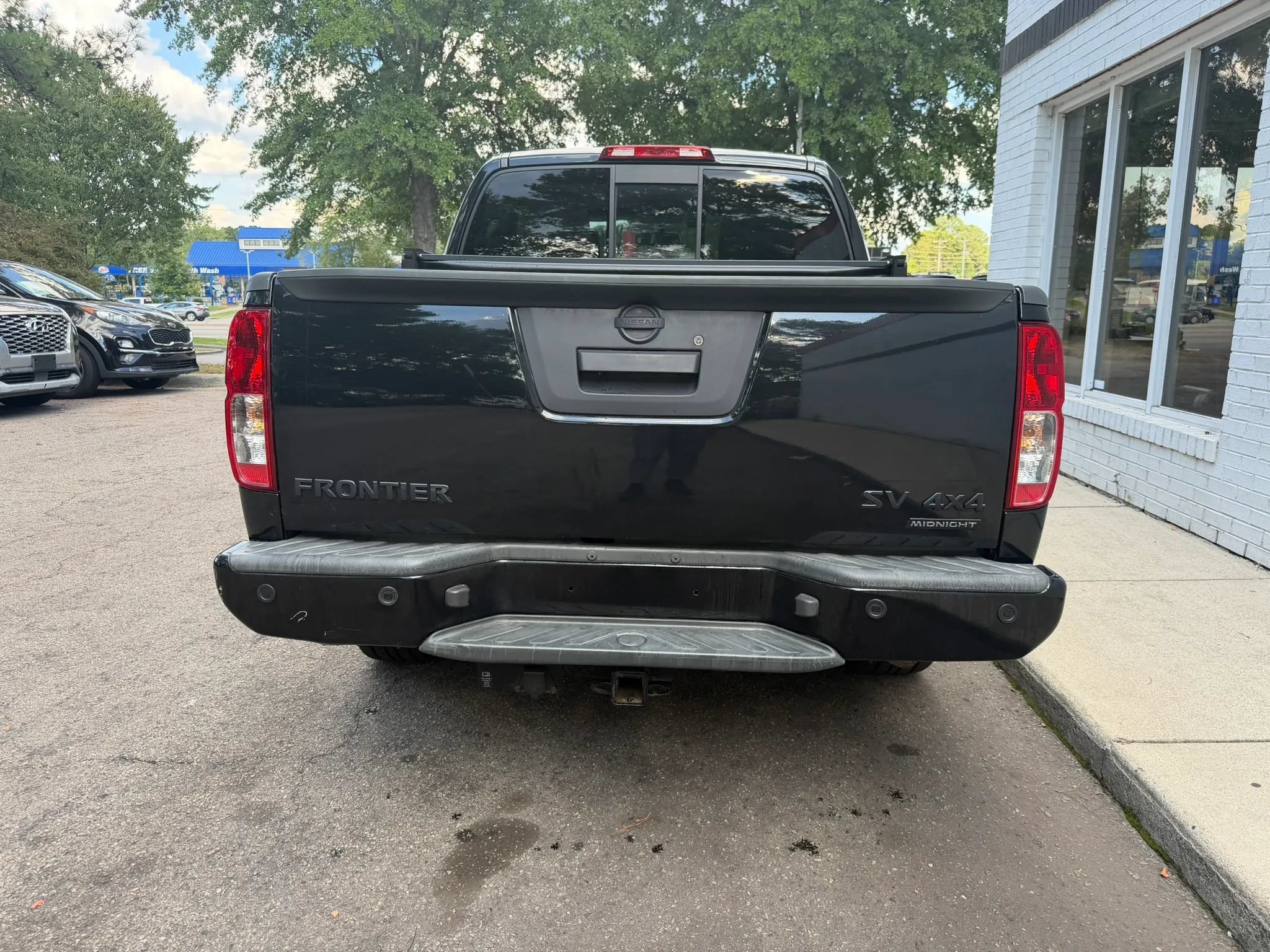 Used 2020 Nissan Frontier SV w/ Midnight Edition Floor Mats AWD/4WD image 6