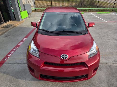 Used 2011 Scion xD image 6