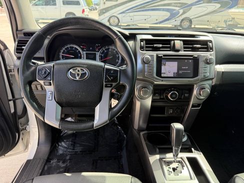 Used 2015 Toyota 4Runner SR5 Premium AWD/4WD image 35