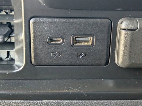 Used 2019 Chevrolet Silverado 1500 RST image 15