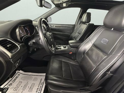 Used 2018 Jeep Grand Cherokee Overland image 33
